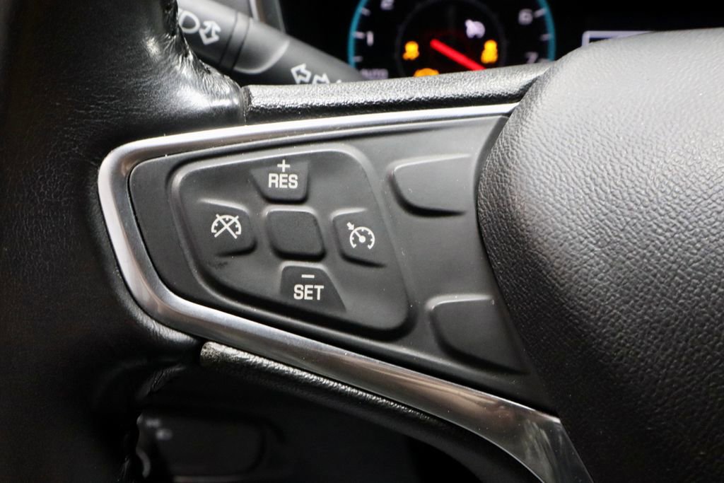 Used 2018 Chevrolet Equinox LT image 28