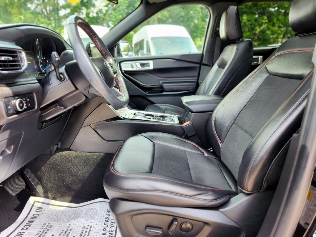Certified 2023 Ford Explorer ST-Line w/ Class IV Trailer Tow Package AWD/4WD image 19