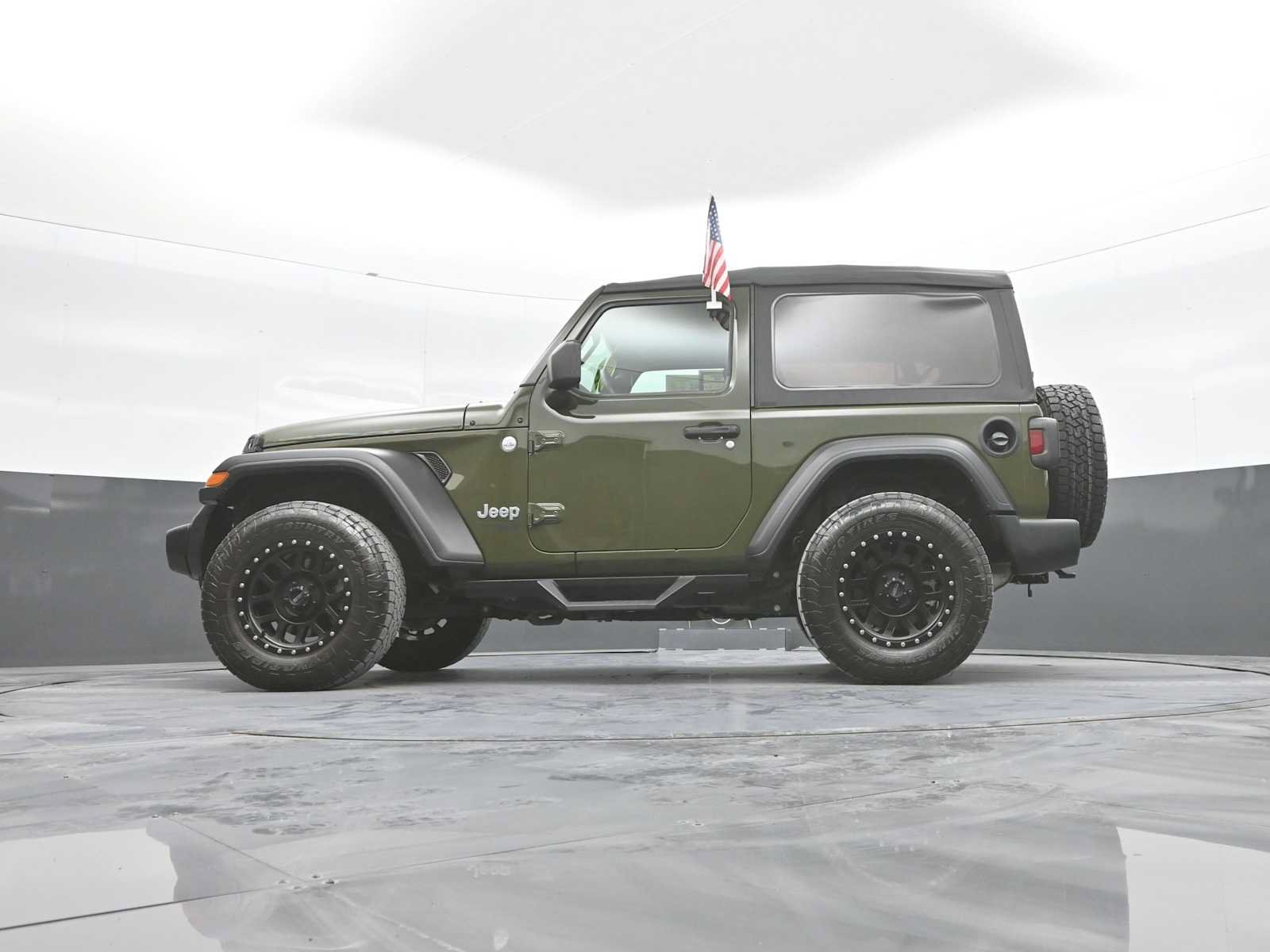 Used 2020 Jeep Wrangler Sport AWD/4WD image 34