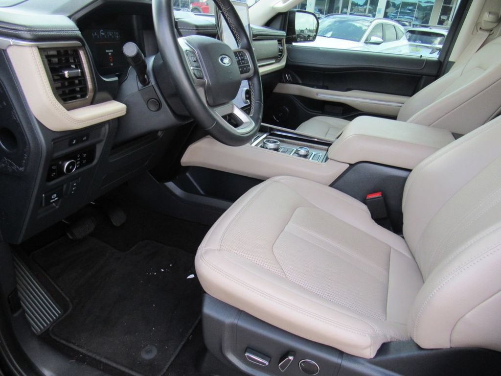 Certified 2023 Ford Expedition Limited AWD/4WD image 15
