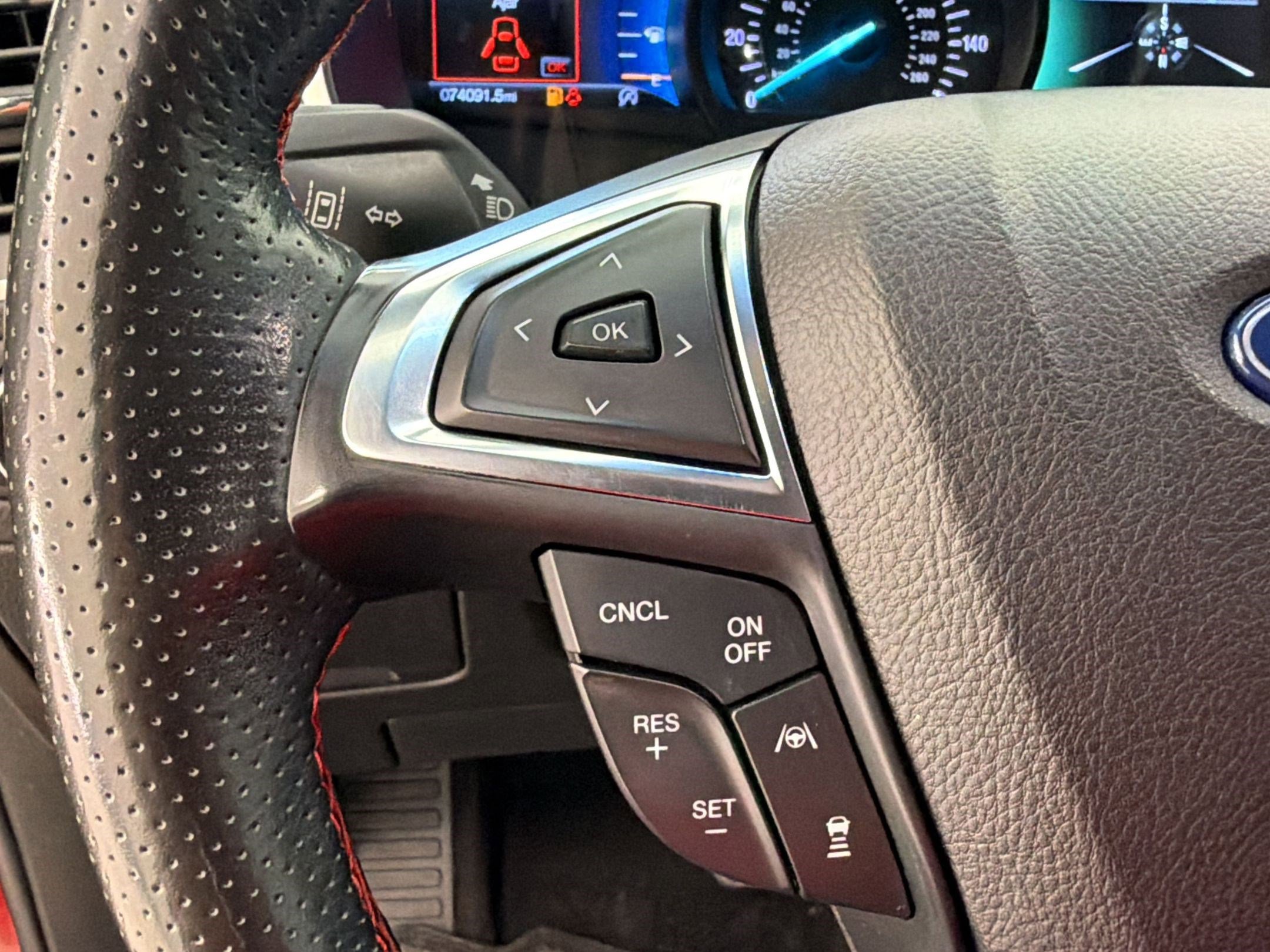 Certified 2020 Ford Edge ST-Line FWD image 16
