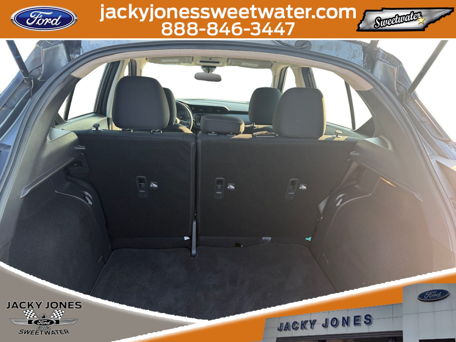 Used 2024 Nissan Kicks SV FWD image 19