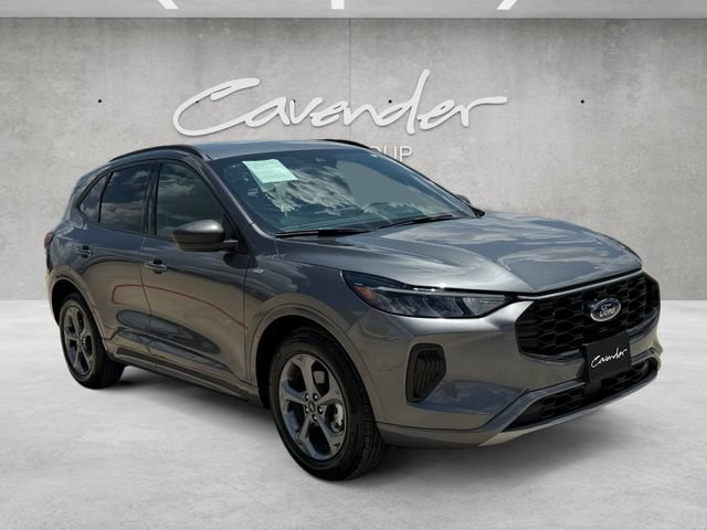Certified 2024 Ford Escape ST-Line w/ Tech Pack #1 FWD image 2