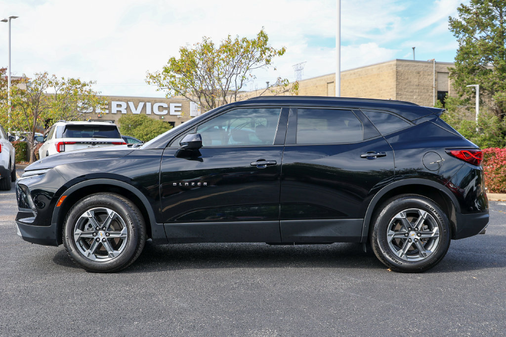 Used 2024 Chevrolet Blazer LT w/ Convenience Package FWD image 19