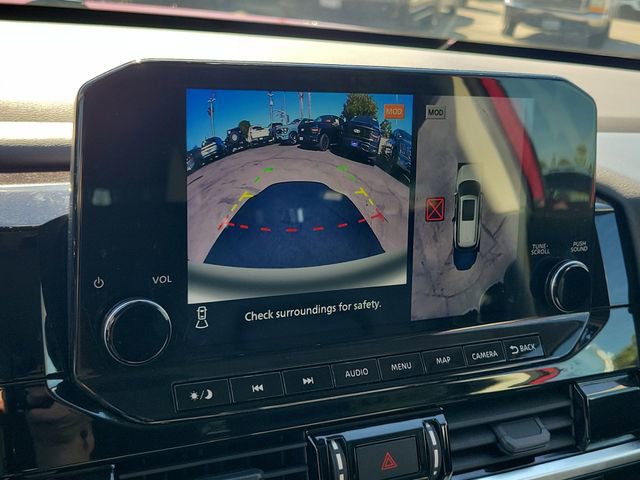 Used 2022 Nissan Pathfinder SL w/ SL Premium Package image 13