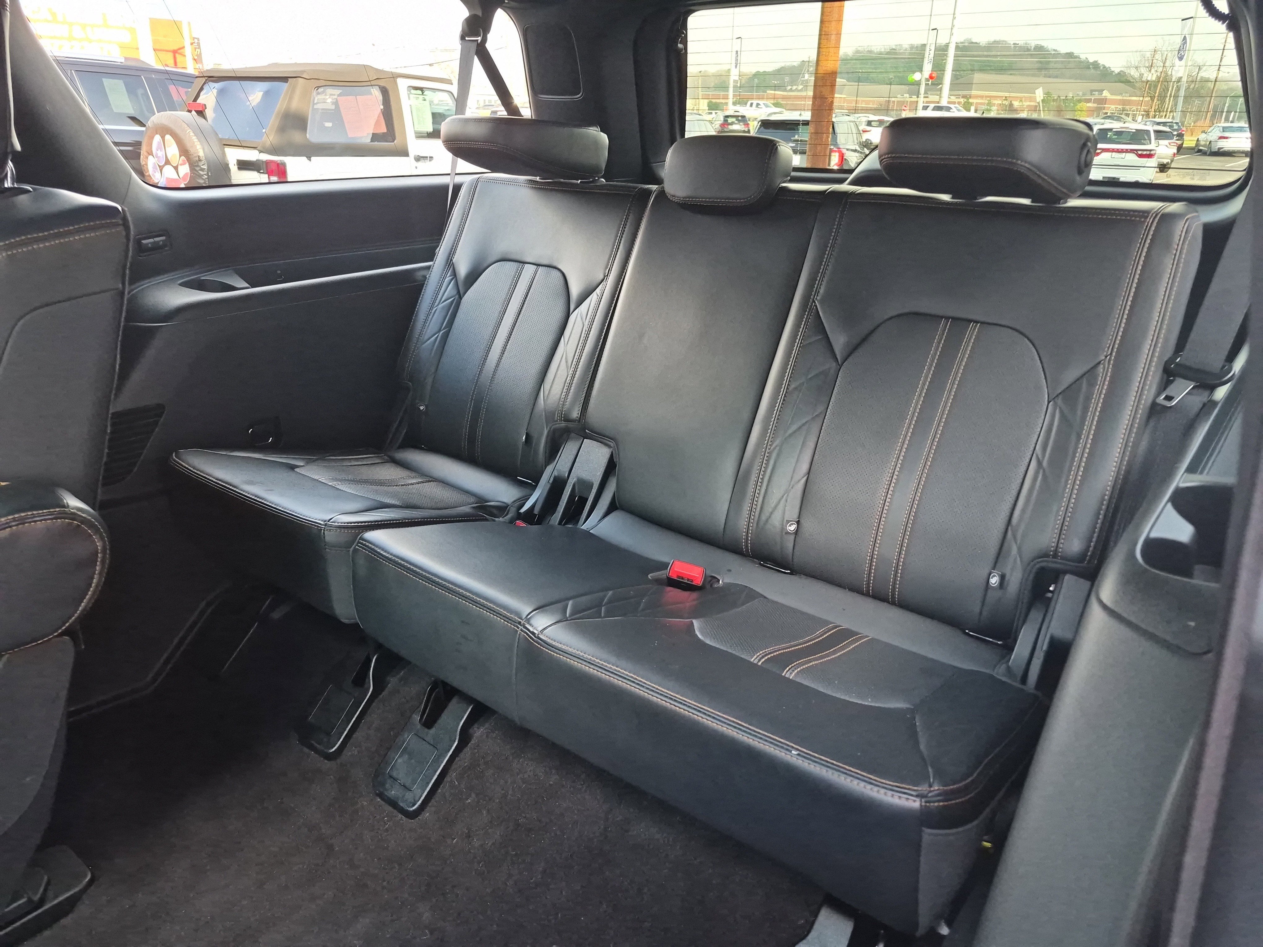 Certified 2023 Ford Expedition Max Platinum image 17