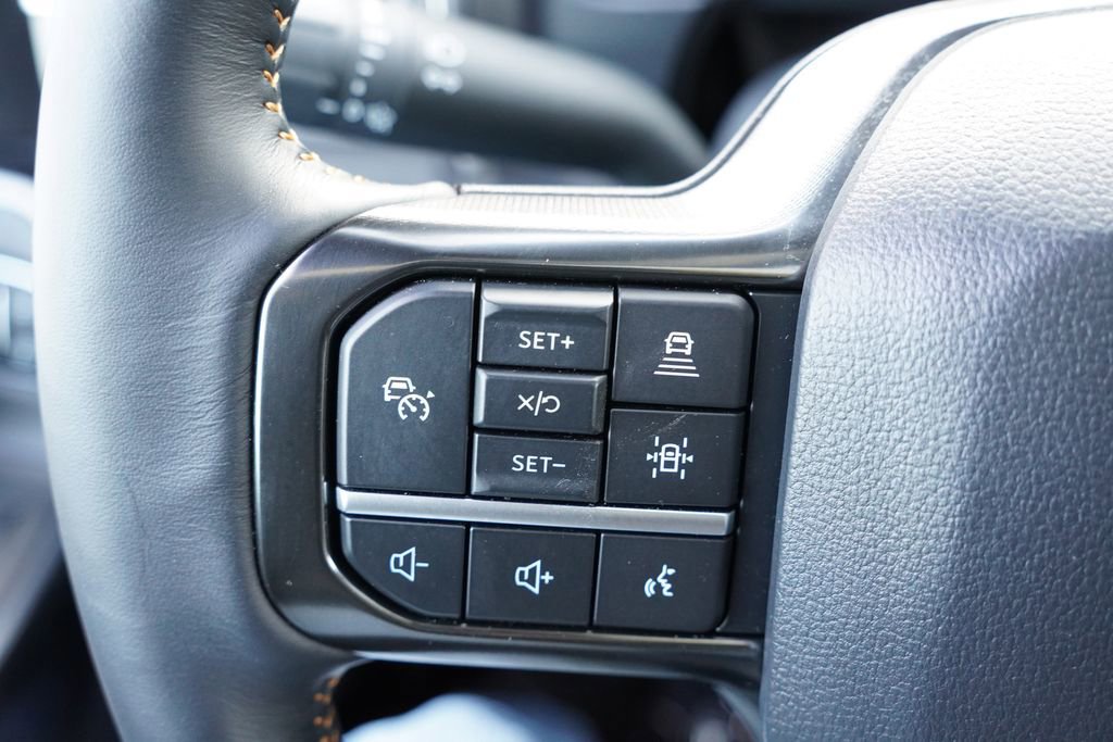 Certified 2024 Ford F350 Platinum w/ Tremor Off-Road Package image 36