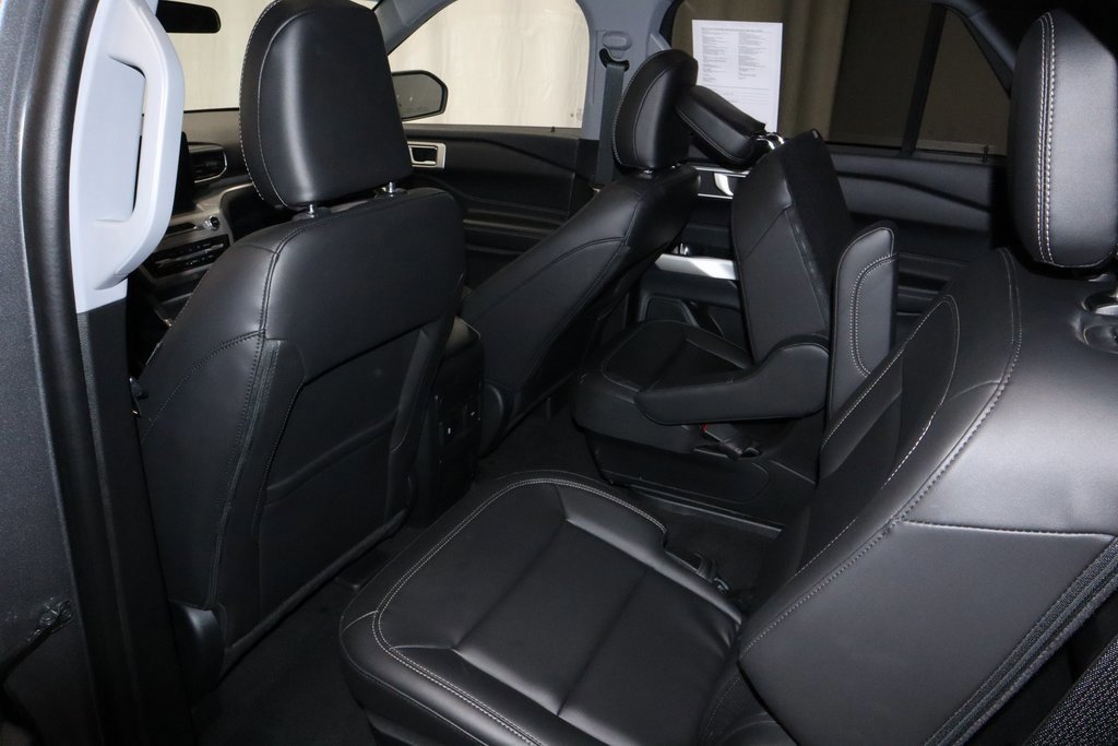 Certified 2023 Ford Explorer XLT w/ Equipment Group 202A image 21
