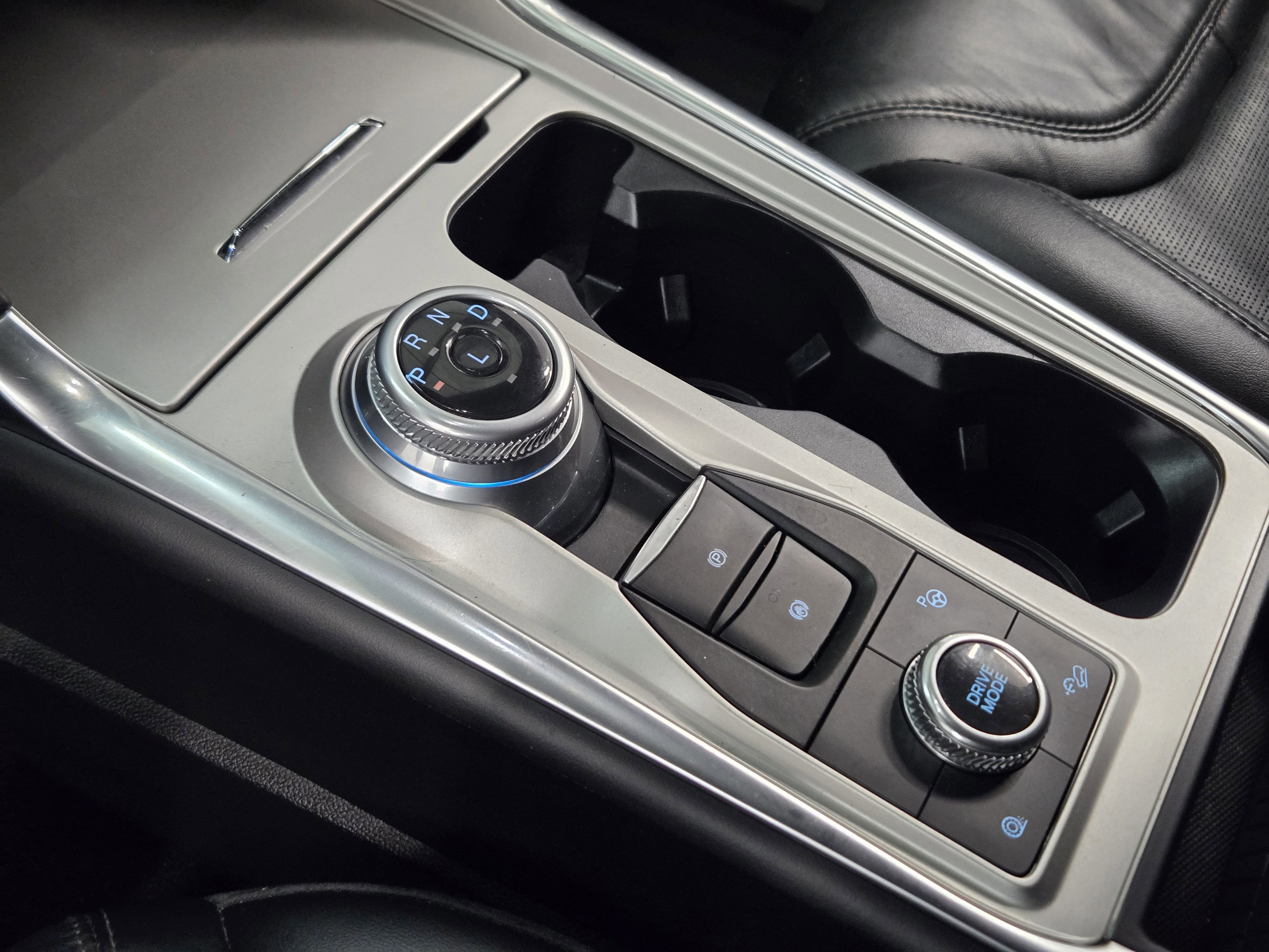 Certified 2023 Ford Explorer Platinum image 18