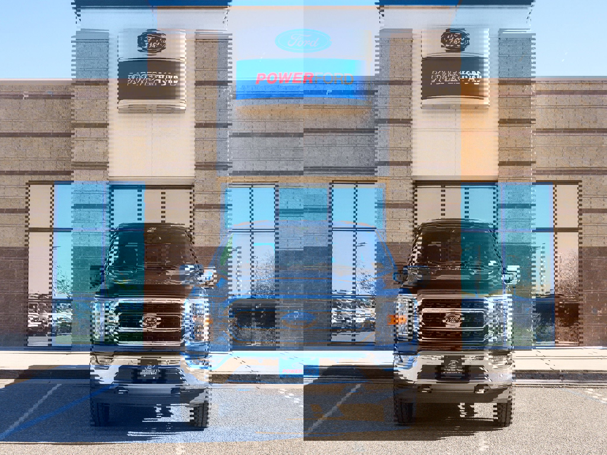 Certified 2021 Ford F150 XLT w/ Equipment Group 302A High image 3