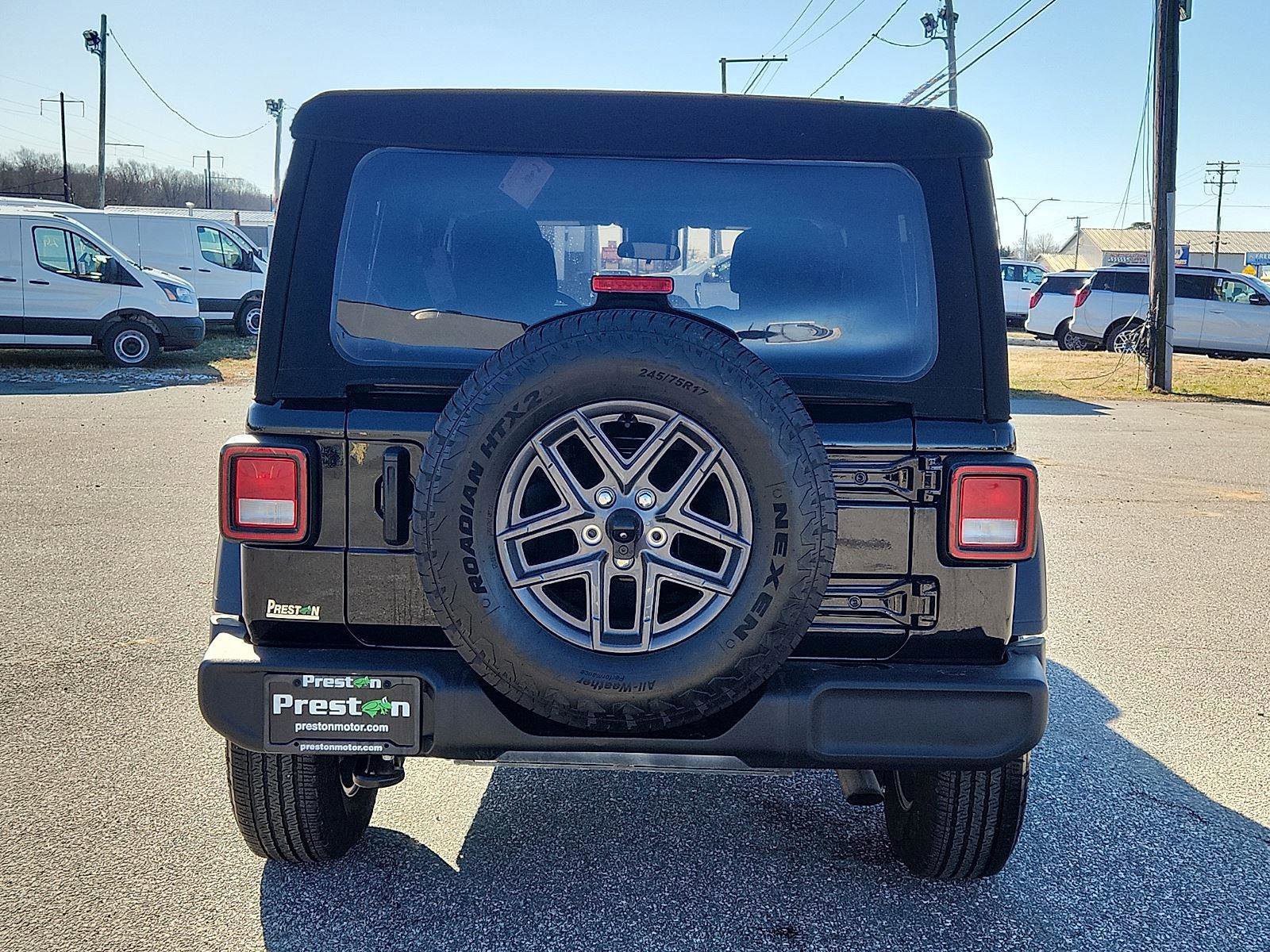 Used 2024 Jeep Wrangler Sport S image 4