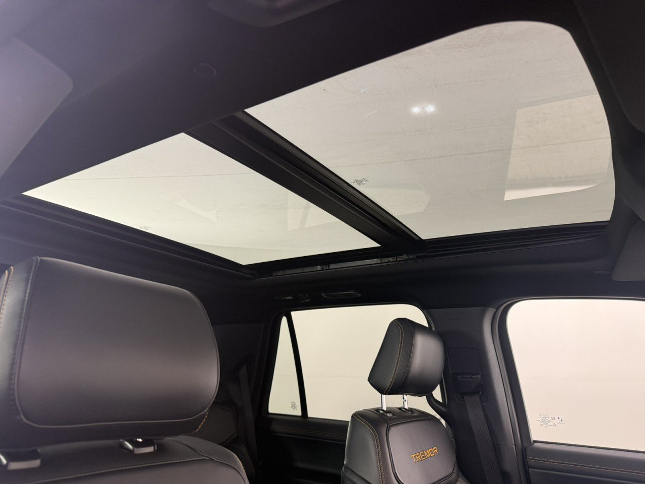 Certified 2025 Ford Expedition Tremor AWD/4WD image 13