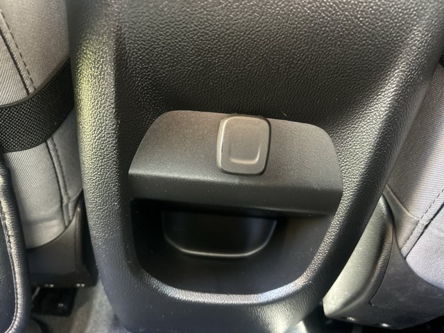 Used 2021 Chevrolet Colorado W/T w/ WT Convenience Package RWD image 20