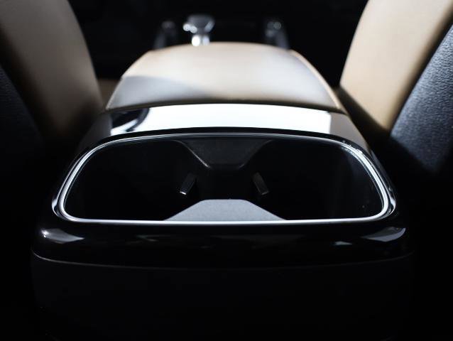 Used 2021 Kia Telluride SX w/ SX Prestige Package image 35