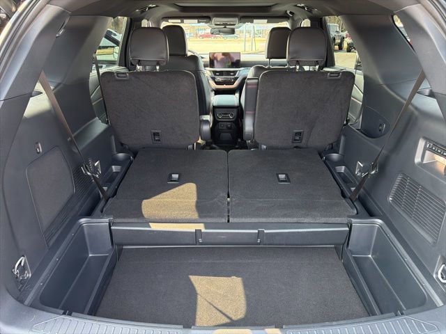 Certified 2025 Ford Explorer ST image 13