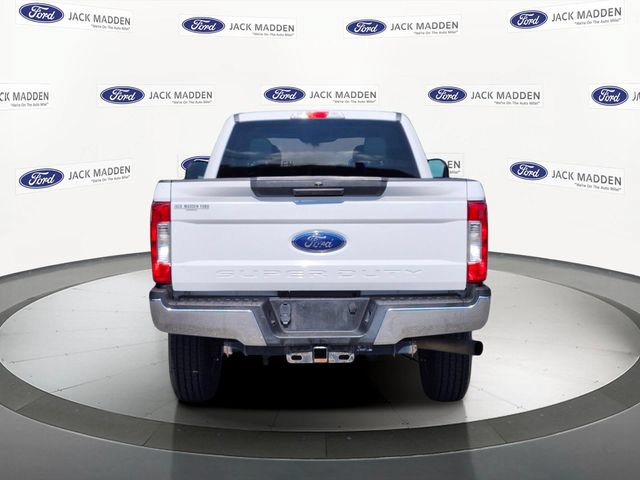Certified 2019 Ford F250 XL w/ STX Appearance Package AWD/4WD image 4