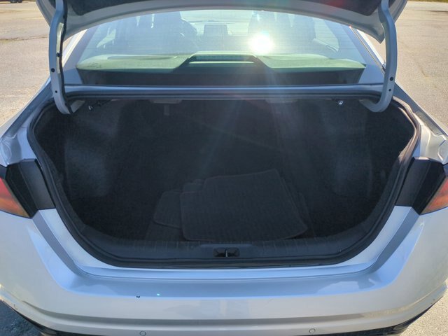 Used 2024 Nissan Altima 2.5 SR FWD image 31