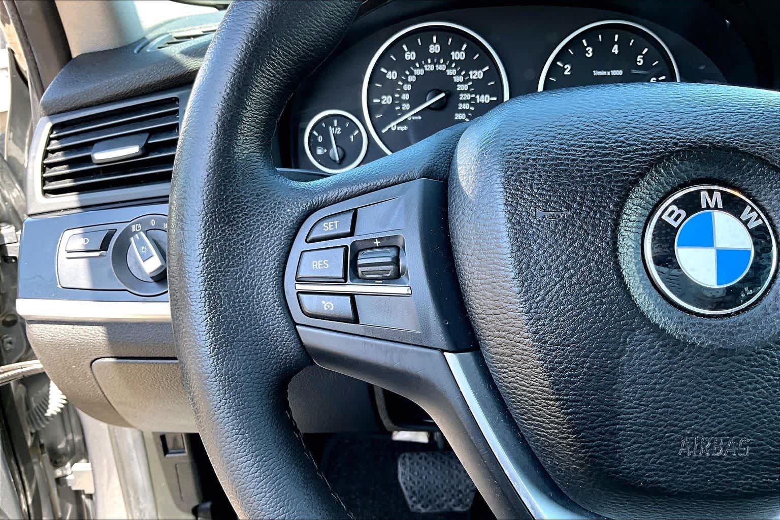Used 2017 BMW X3 sDrive28i RWD image 23