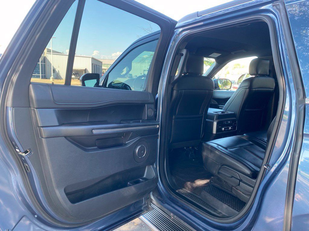 Certified 2019 Ford Expedition Max XLT w/ Equipment Group 202A AWD/4WD image 27