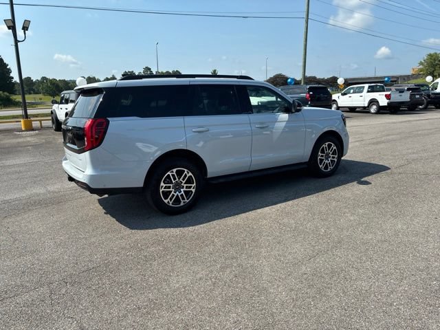 Certified 2025 Ford Expedition Active AWD/4WD image 45