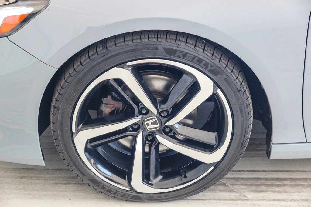 Used 2021 Honda Accord Sport image 11