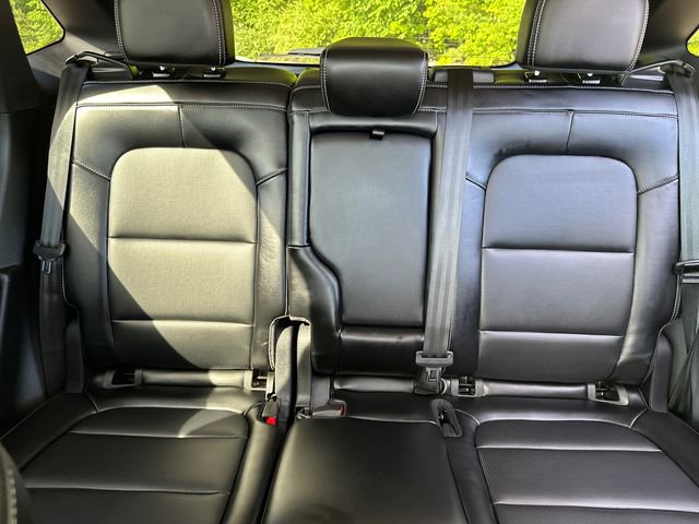 Certified 2025 Ford Escape Platinum AWD/4WD image 35