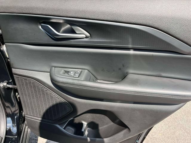 Used 2025 Jeep Grand Cherokee Altitude AWD/4WD image 21