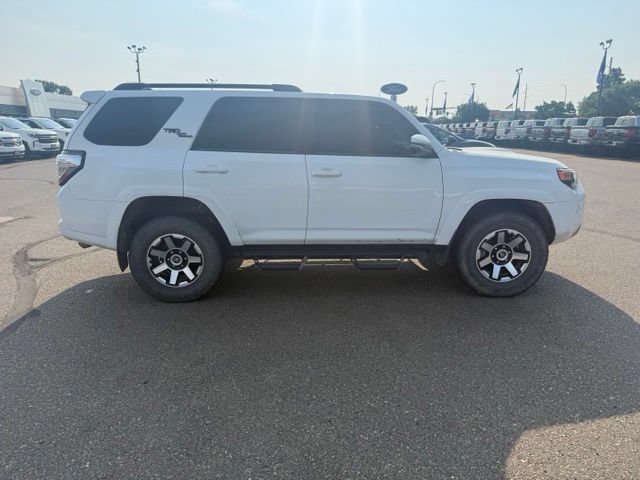 Used 2022 Toyota 4Runner TRD Off-Road Premium AWD/4WD image 11