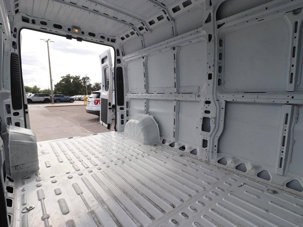 Used 2023 RAM ProMaster 2500 FWD image 15
