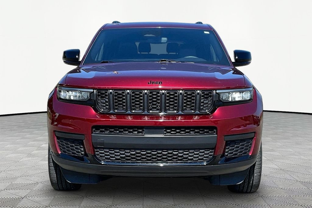 Used 2023 Jeep Grand Cherokee L Laredo AWD/4WD image 3