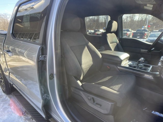 Certified 2023 Ford F150 XLT w/ Equipment Group 302A High image 33