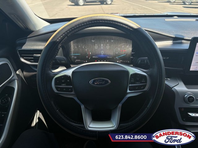 Certified 2022 Ford Explorer XLT w/ Equipment Group 202A RWD image 13