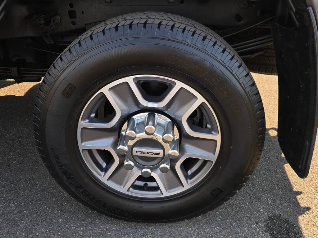 Certified 2025 Ford F350 XLT AWD/4WD image 9