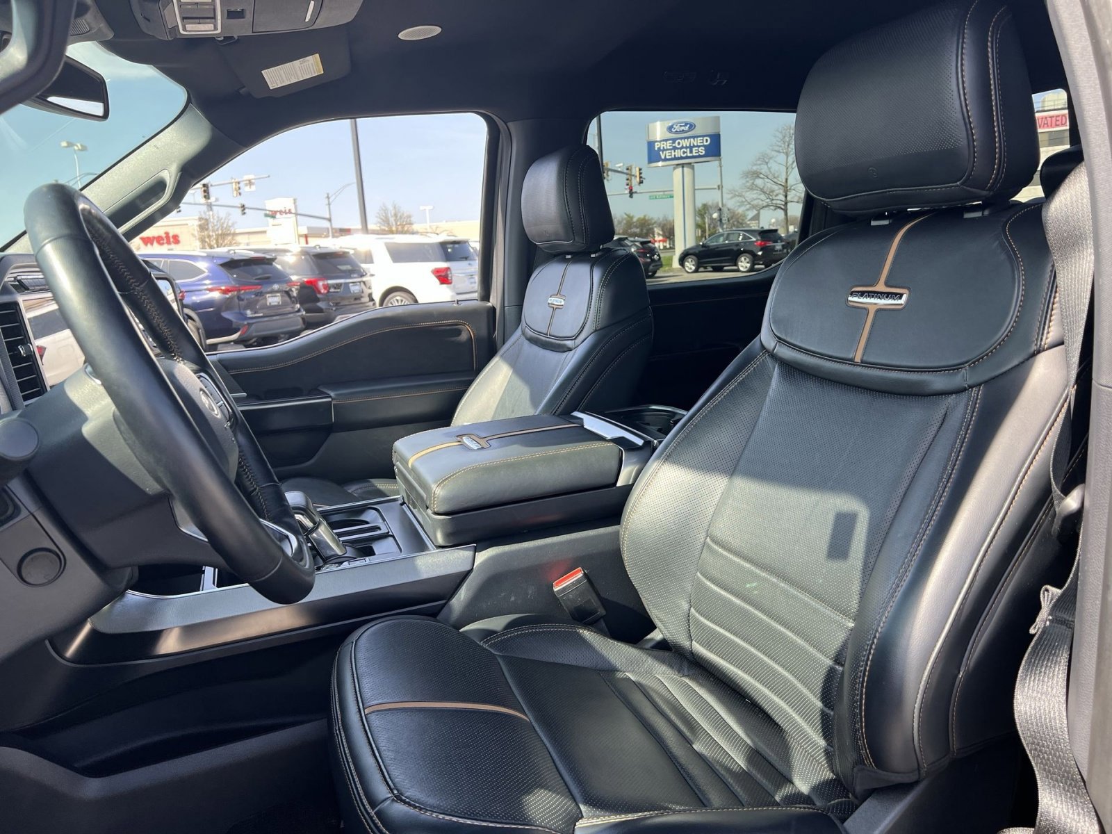 Certified 2022 Ford F150 Platinum w/ Equipment Group 701A High image 13