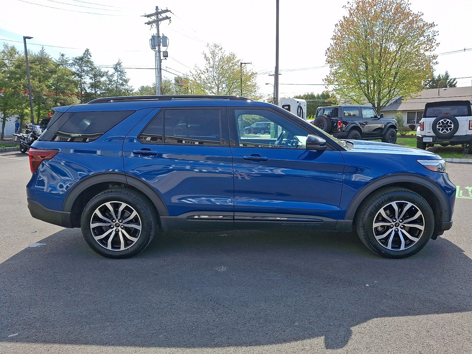 Certified 2020 Ford Explorer ST AWD/4WD image 6