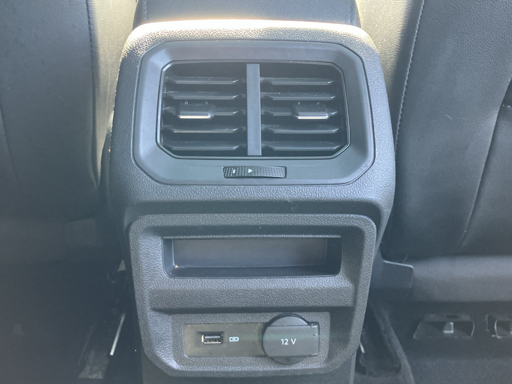 Used 2019 Volkswagen Tiguan SE AWD/4WD image 37