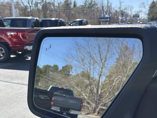 Certified 2022 Ford F150 Lariat w/ Equipment Group 502A High image 27