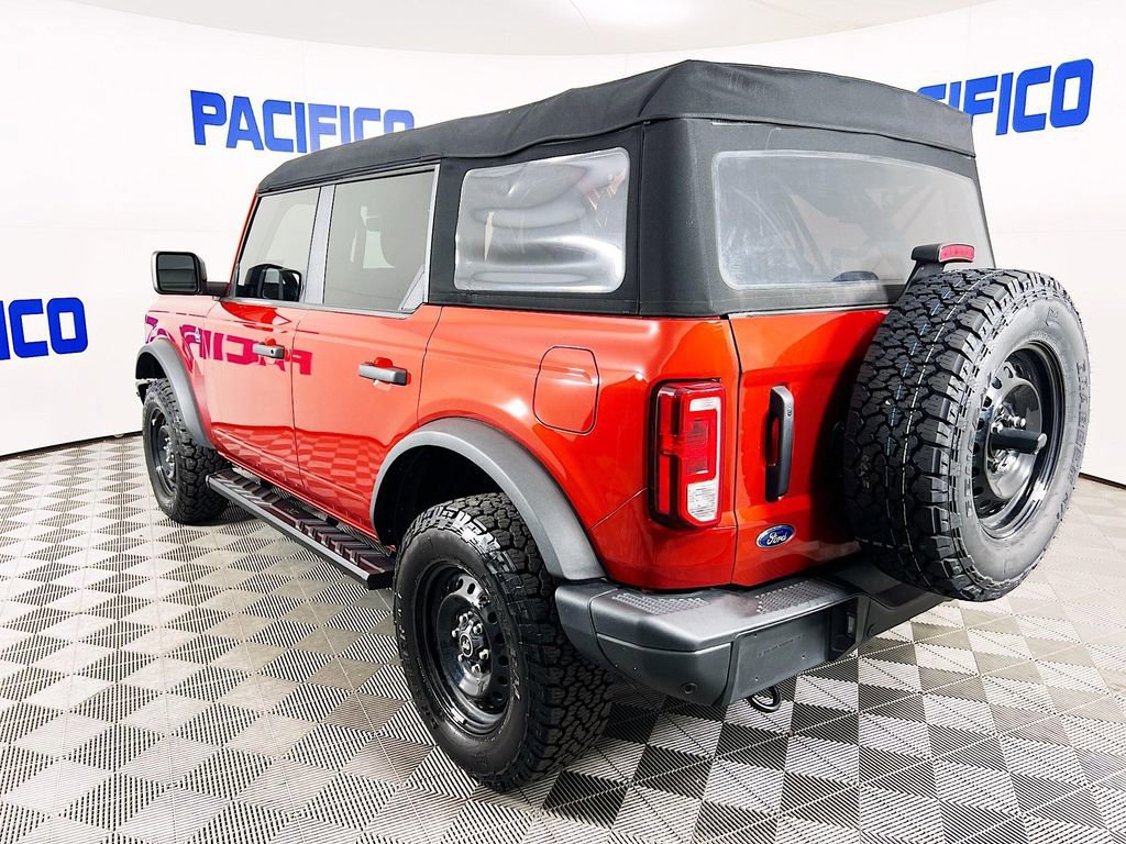 Certified 2023 Ford Bronco Black Diamond image 5