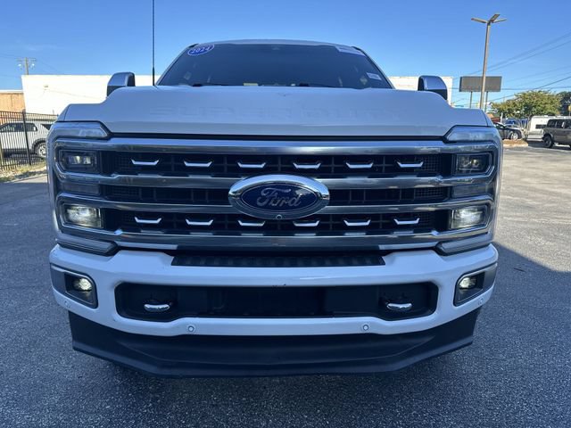 Certified 2024 Ford F250 Platinum w/ FX4 Off-Road Package AWD/4WD image 9