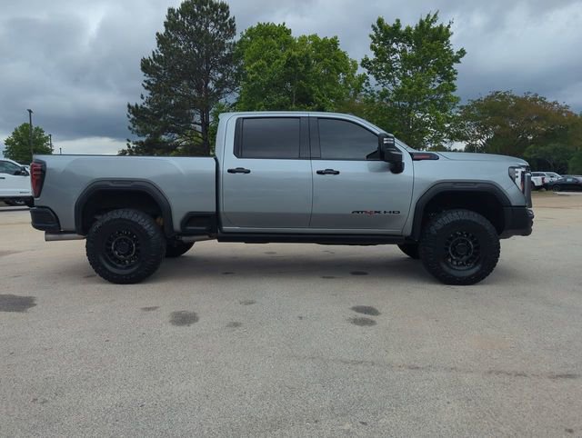 Used 2024 GMC Sierra 2500 AT4X w/ AT4X AEV Edition AWD/4WD image 3