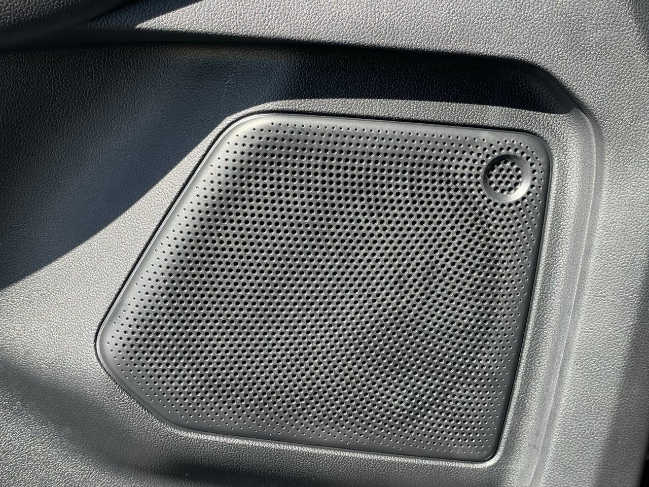 Certified 2022 Ford Escape Titanium image 18