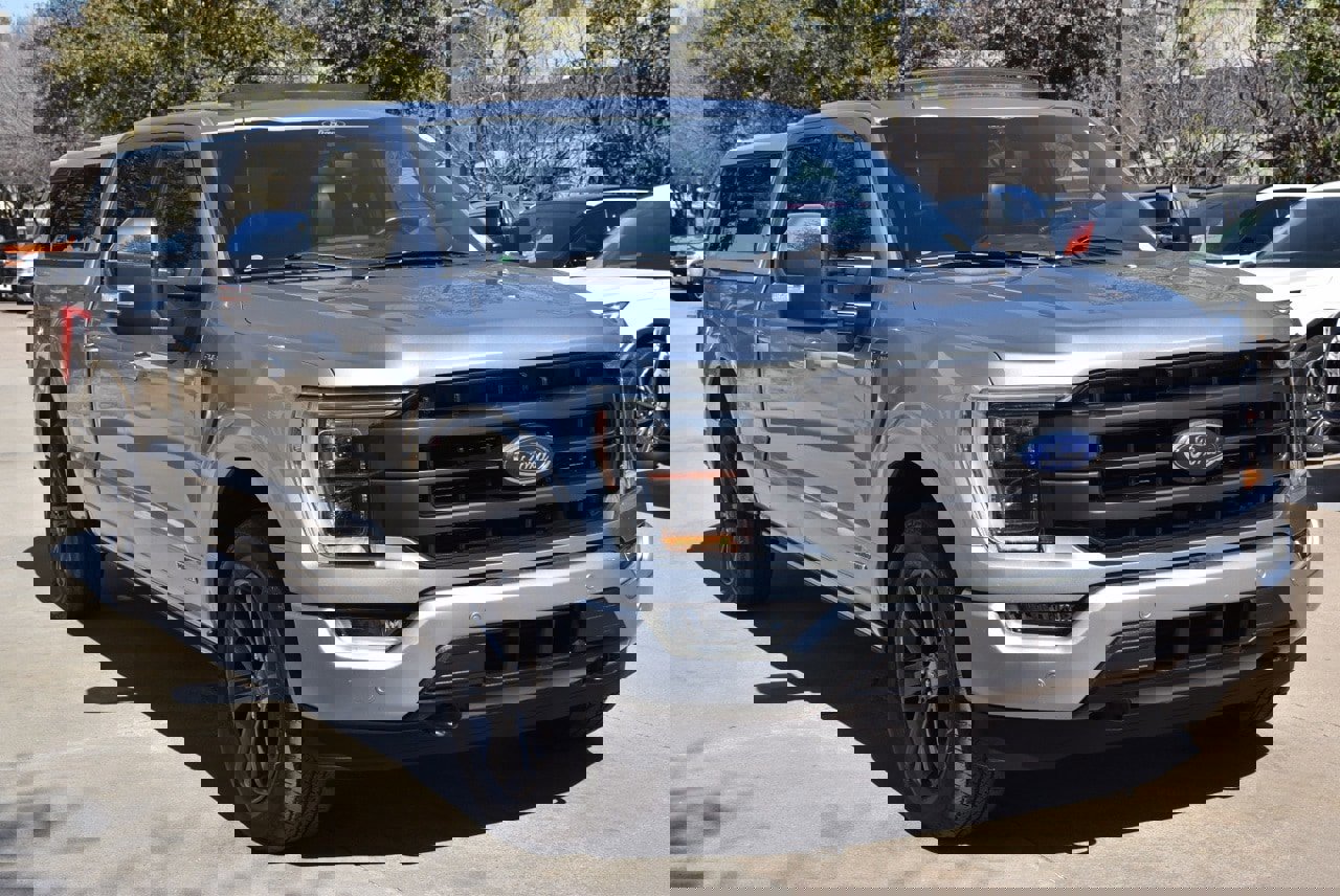 Certified 2022 Ford F150 Lariat w/ Equipment Group 502A High image 10