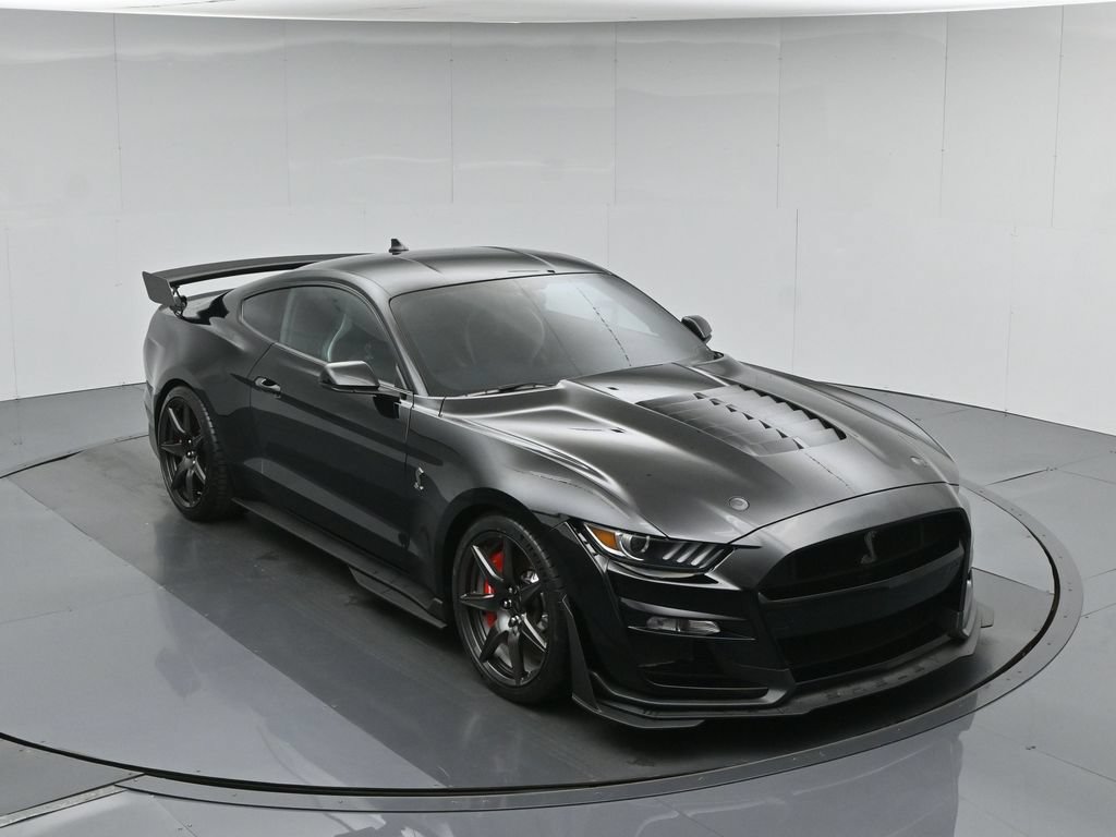 Certified 2022 Ford Mustang Shelby GT500 w/ Carbon Fiber Track Pack RWD image 41