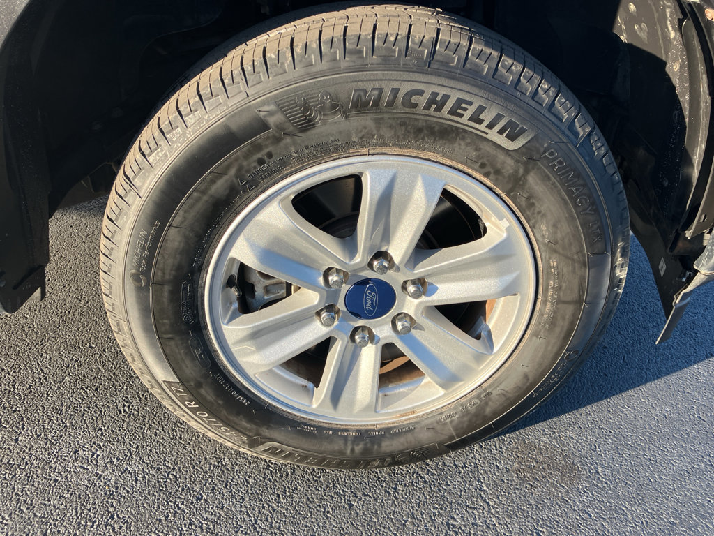 Certified 2018 Ford F150 XLT w/ Trailer Tow Package image 15