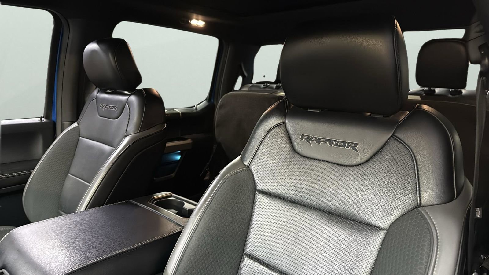 Certified 2020 Ford F150 Raptor w/ Equipment Group 802A Luxury image 10