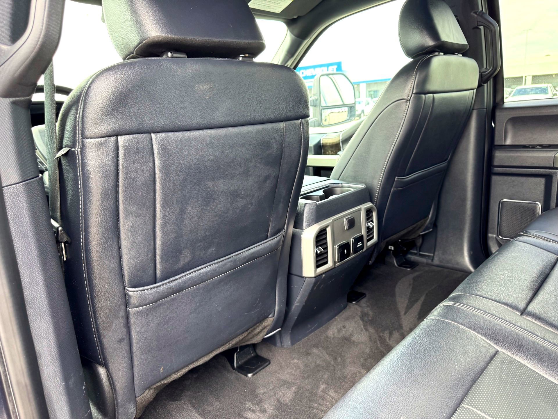 Certified 2022 Ford F350 Lariat w/ Lariat Value Package AWD/4WD image 17