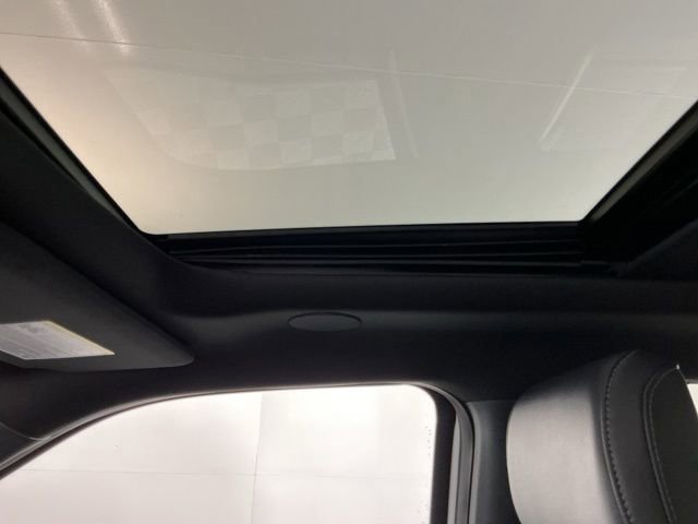 Certified 2025 Ford F150 Lariat w/ Equipment Group 502A High image 22