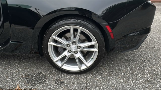 Used 2020 Chevrolet Camaro SS image 17