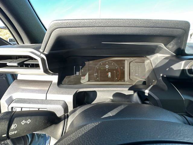 Used 2025 Toyota 4Runner SR5 AWD/4WD image 19