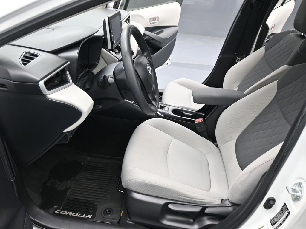 Used 2020 Toyota Corolla LE image 37